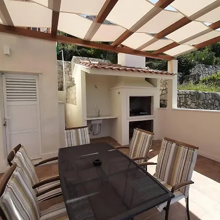 Apartmán Pergola -apartment Roko