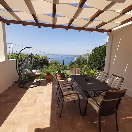 Apartmán Pergola -apartment Roko Mlini