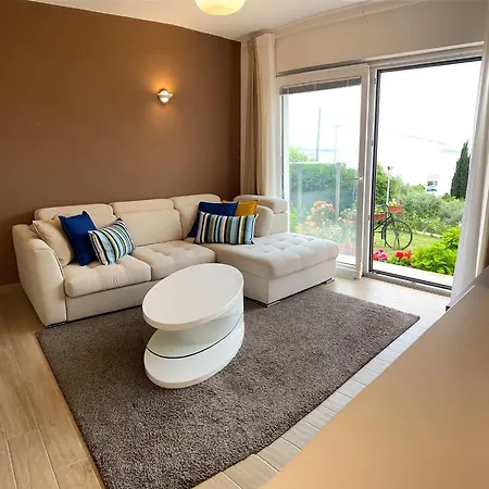 Apartmán Pergola -apartment Roko Mlini