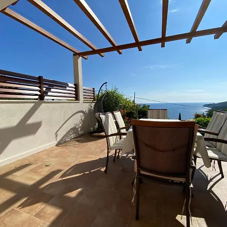 Pergola -apartment Roko